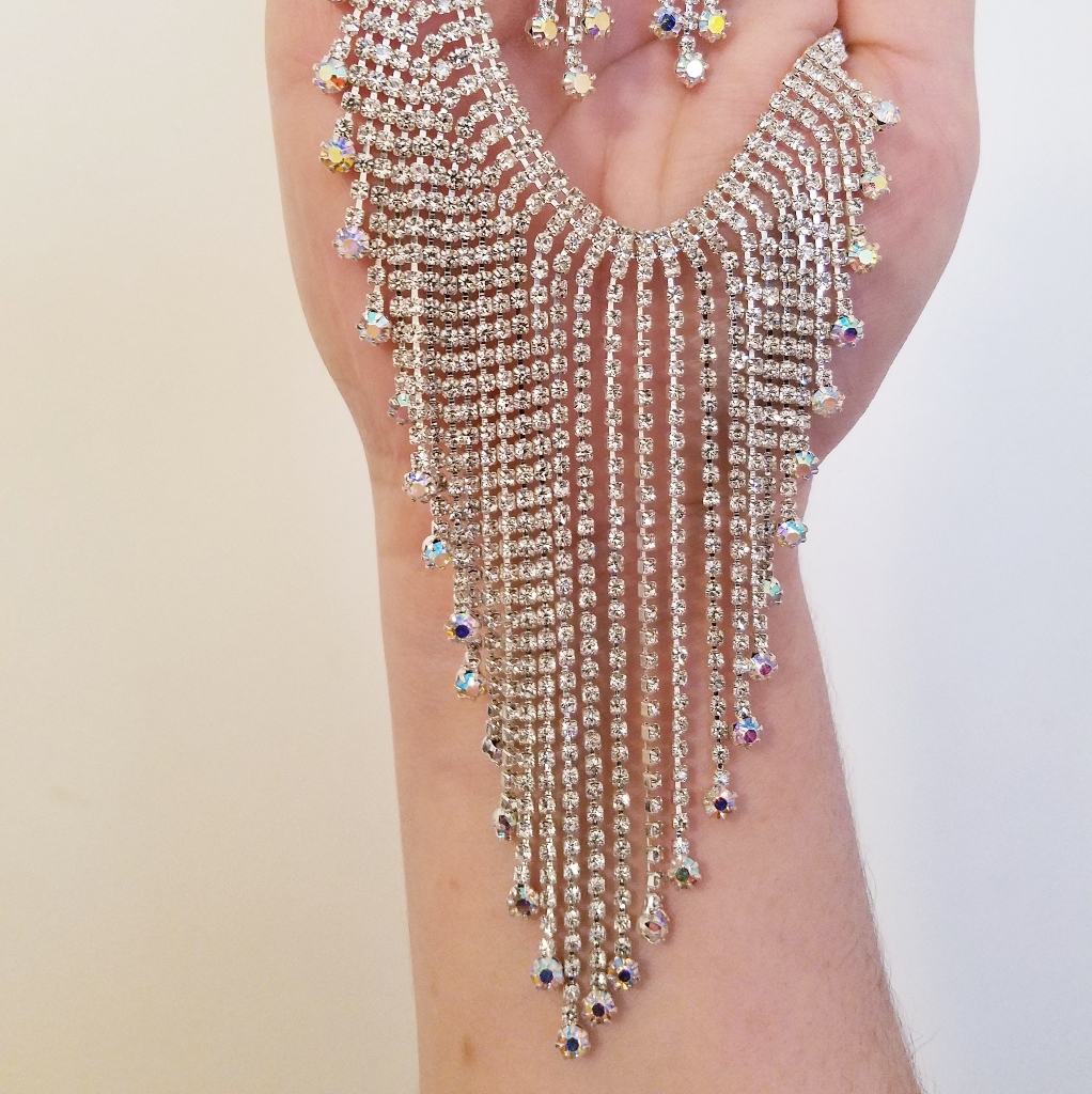 Beautiful Necklace Earrings Jewelry Set